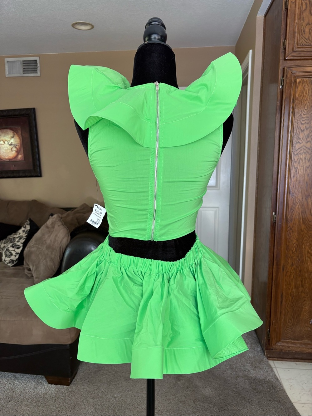 AKIRA Neon Green Sleeveless Blouse with Ruffle Hem - Picture 5 of 9